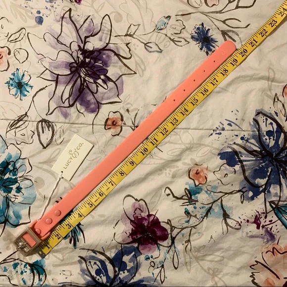 💛 Large Lucy & Co. Everyday PVC Collar in Coral - Picture 10 of 16